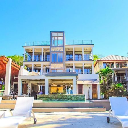 Xbalanque Resort West Bay Ngoại thất bức ảnh