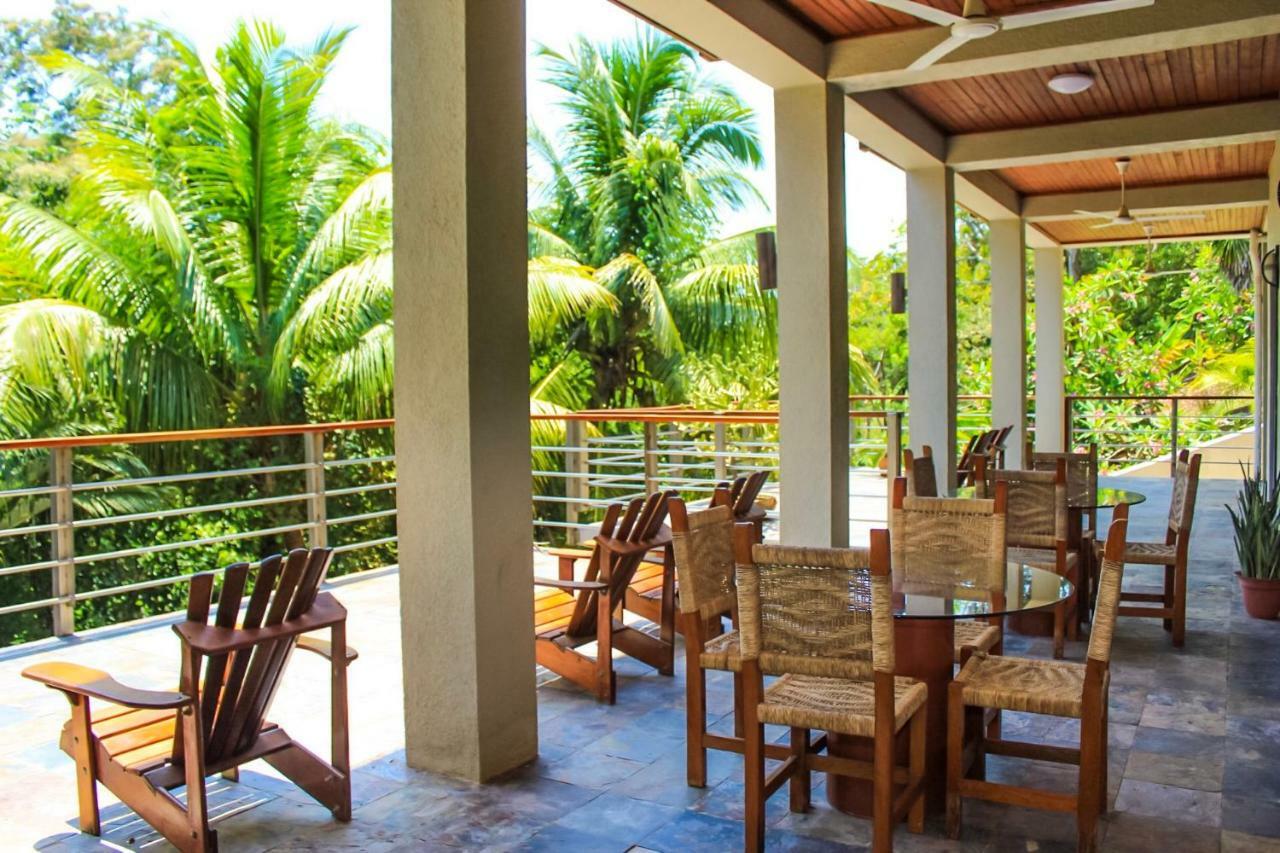 Xbalanque Resort West Bay Ngoại thất bức ảnh