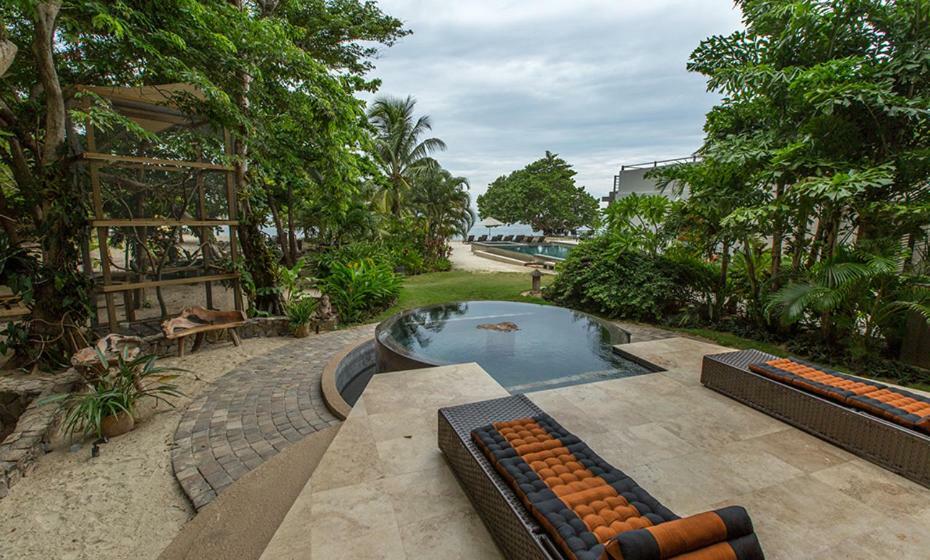 Xbalanque Resort West Bay Ngoại thất bức ảnh